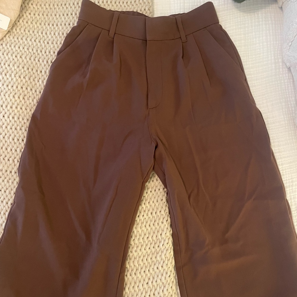 Abercrombie brown trousers